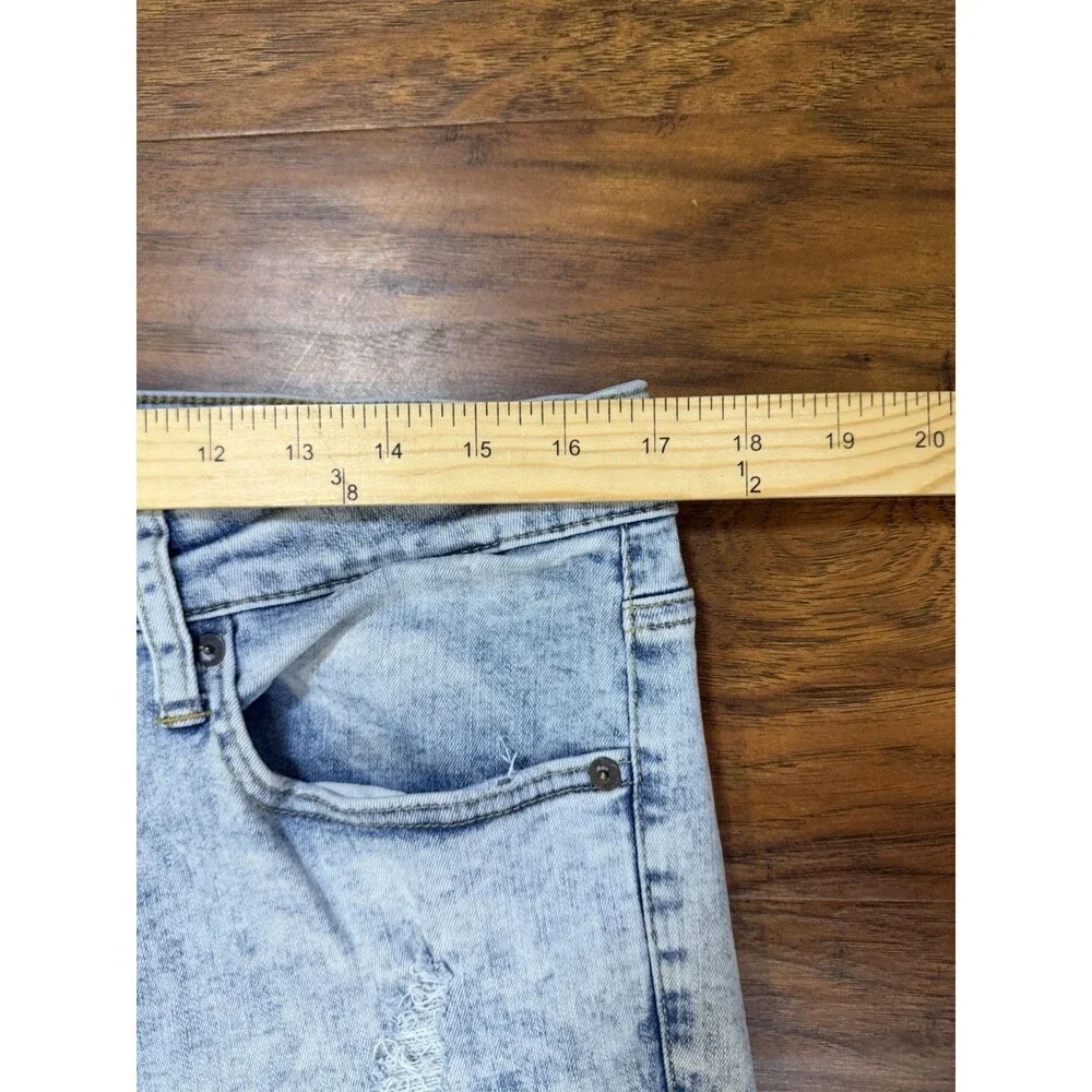 American Eagle Jeans Mens 34x32 Actual Blue  Distressed Denim Holes